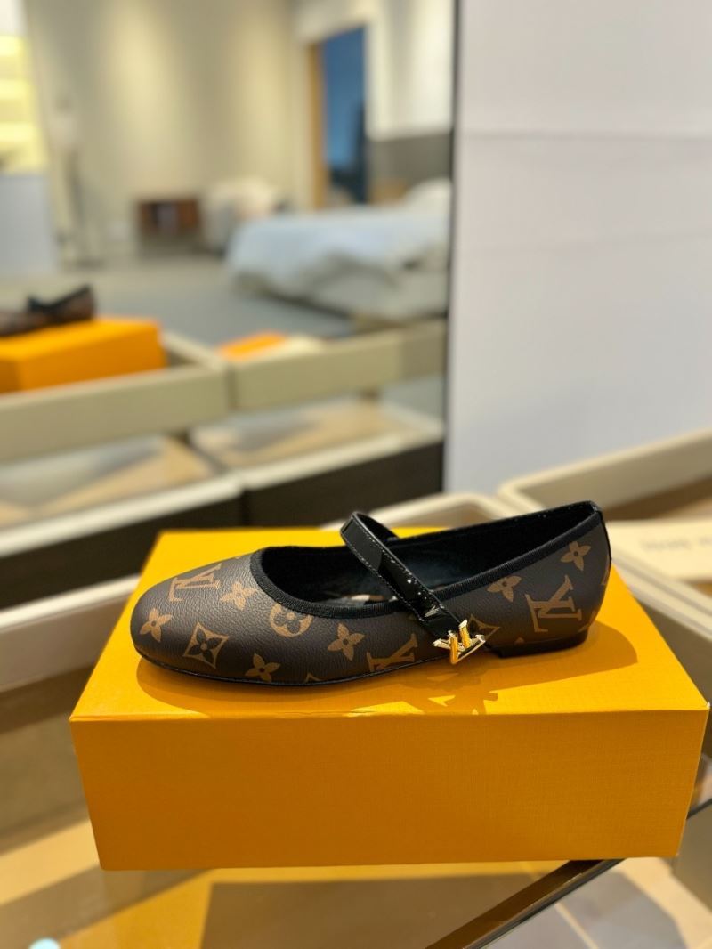 Louis Vuitton Flat Shoes